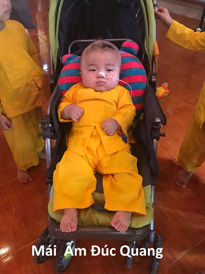bé đức lộc,chú tiểu, đức lộc hóa chú tiểu đáng yêu