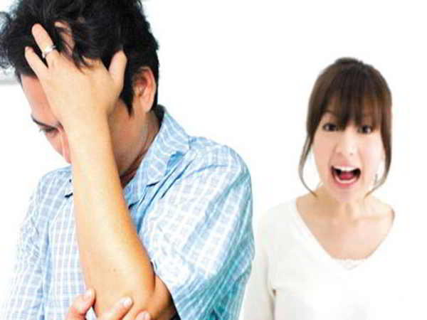 Nguyên nhân và cách tránh ghen tuông mù quáng
