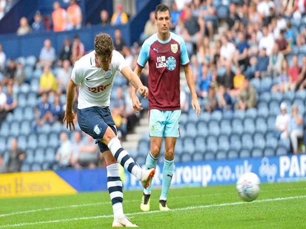 Soi kèo bóng đá giữa Preston vs Burnley, 2h ngày 14/9