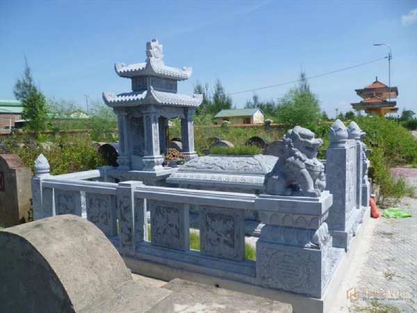 mơ thấy mộ đánh con gì