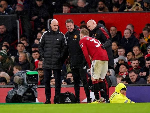 Bóng đá hôm nay 5/1: Chấn thương của Van De Beek khá nghiêm trọng