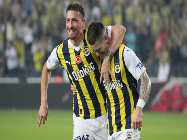 nhận định Fenerbahce vs Twente, 0h00 ngày 25/8