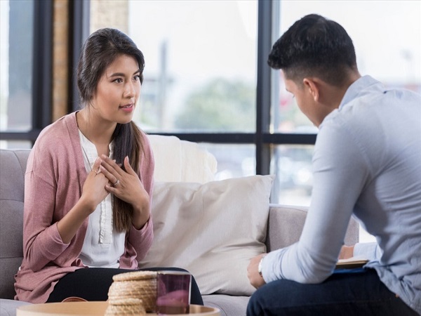 Cách giải quyết mâu thuẫn vợ chồng là sự trao đổi cởi mở và thường xuyên