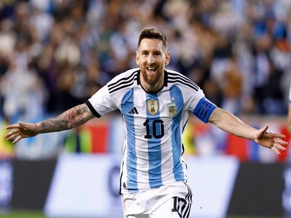 Các số áo của Messi
