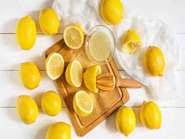 Khử mùi cơ thể với chanh