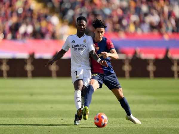 Tin bóng đá: Real nhận tin không vui sau trận thua Barca