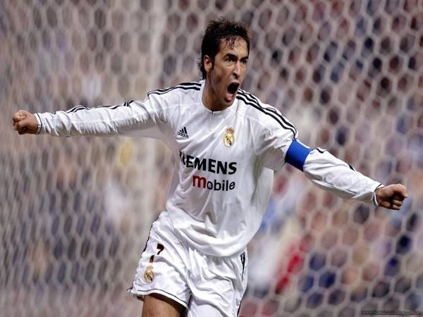 Raúl González – 323 bàn (1994–2010)